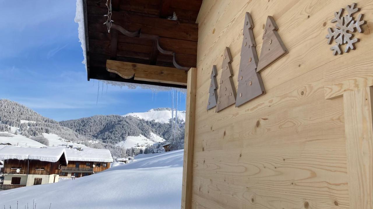 נוטרדאם-דה-בלקומב Chalets Savoie Les Chalets D'Heidi מראה חיצוני תמונה