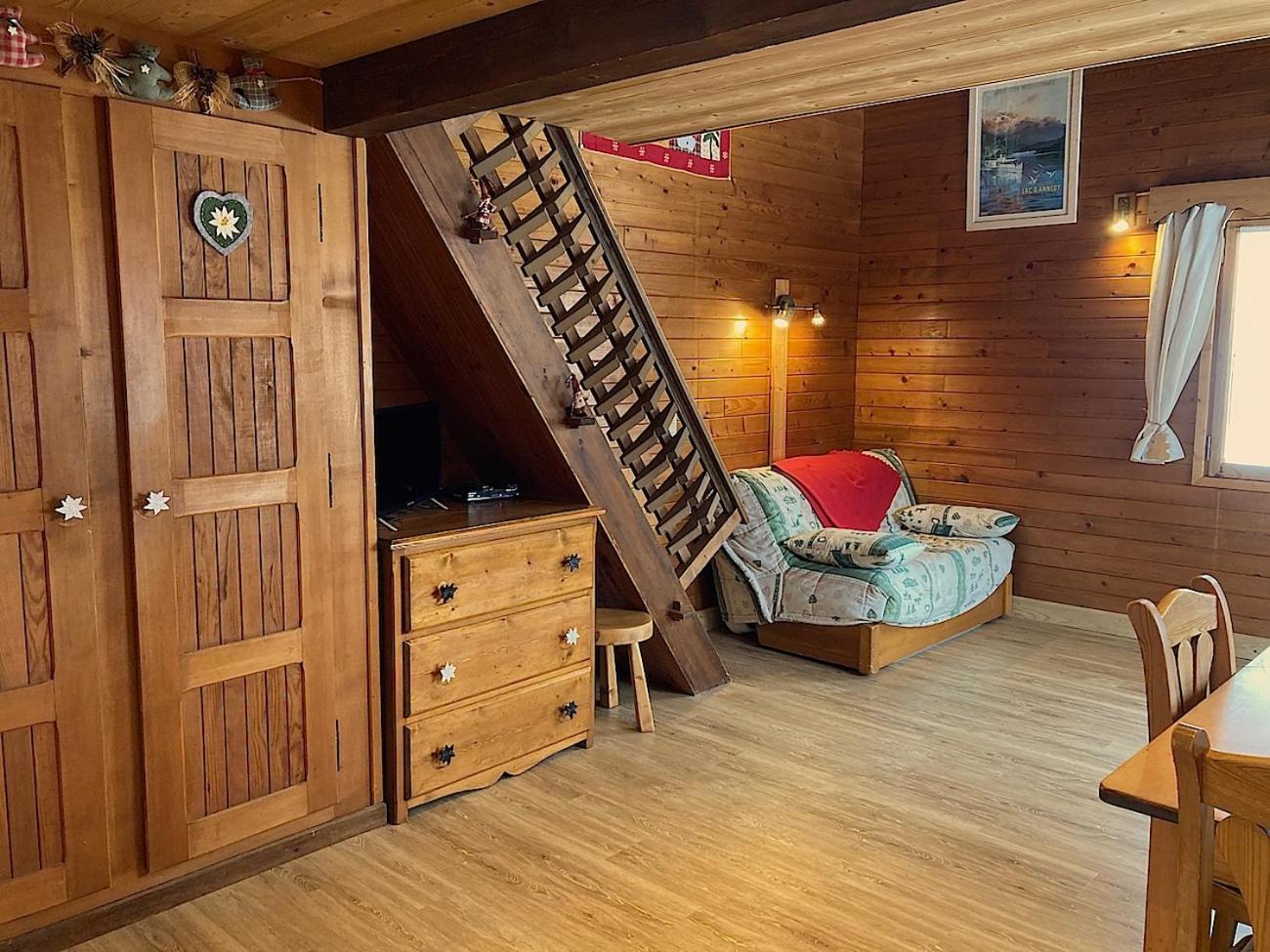 נוטרדאם-דה-בלקומב Chalets Savoie Les Chalets D'Heidi מראה חיצוני תמונה