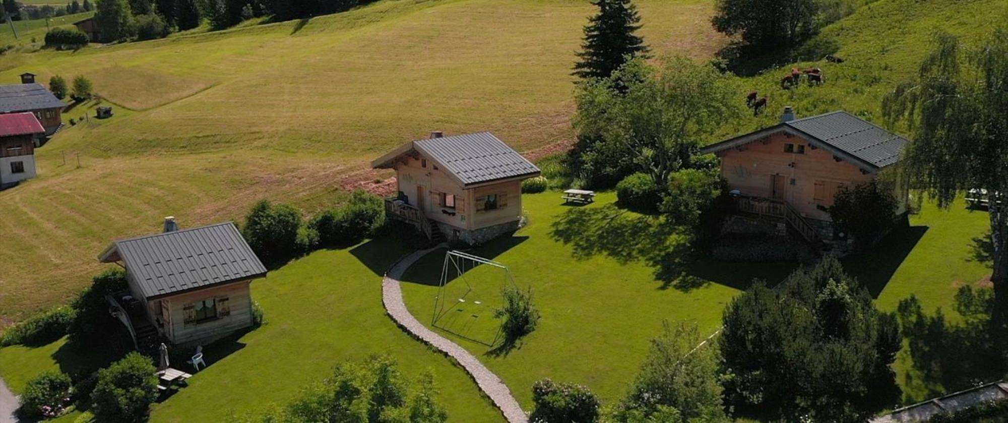 נוטרדאם-דה-בלקומב Chalets Savoie Les Chalets D'Heidi מראה חיצוני תמונה