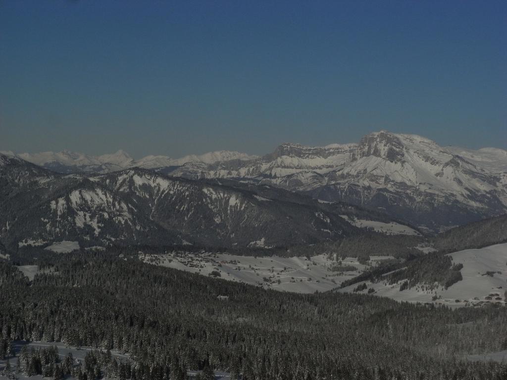 נוטרדאם-דה-בלקומב Chalets Savoie Les Chalets D'Heidi מראה חיצוני תמונה