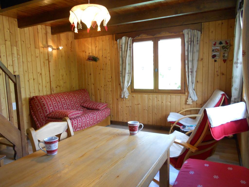 נוטרדאם-דה-בלקומב Chalets Savoie Les Chalets D'Heidi חדר תמונה