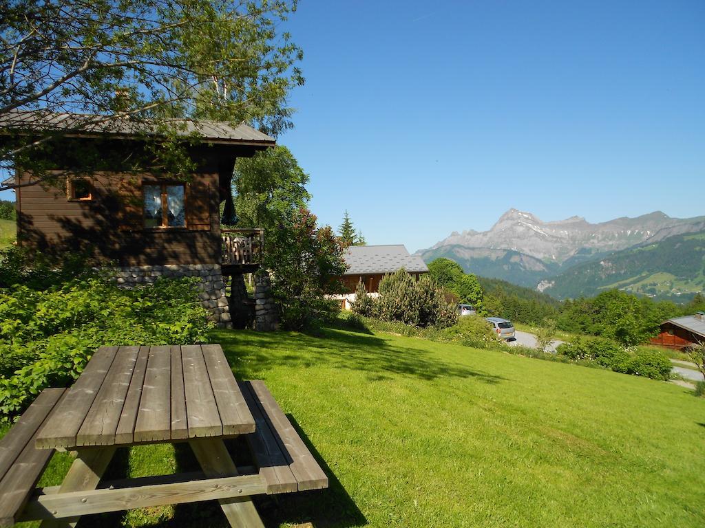 נוטרדאם-דה-בלקומב Chalets Savoie Les Chalets D'Heidi מראה חיצוני תמונה