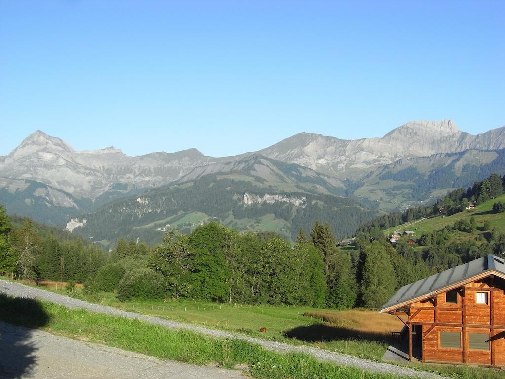 נוטרדאם-דה-בלקומב Chalets Savoie Les Chalets D'Heidi מראה חיצוני תמונה