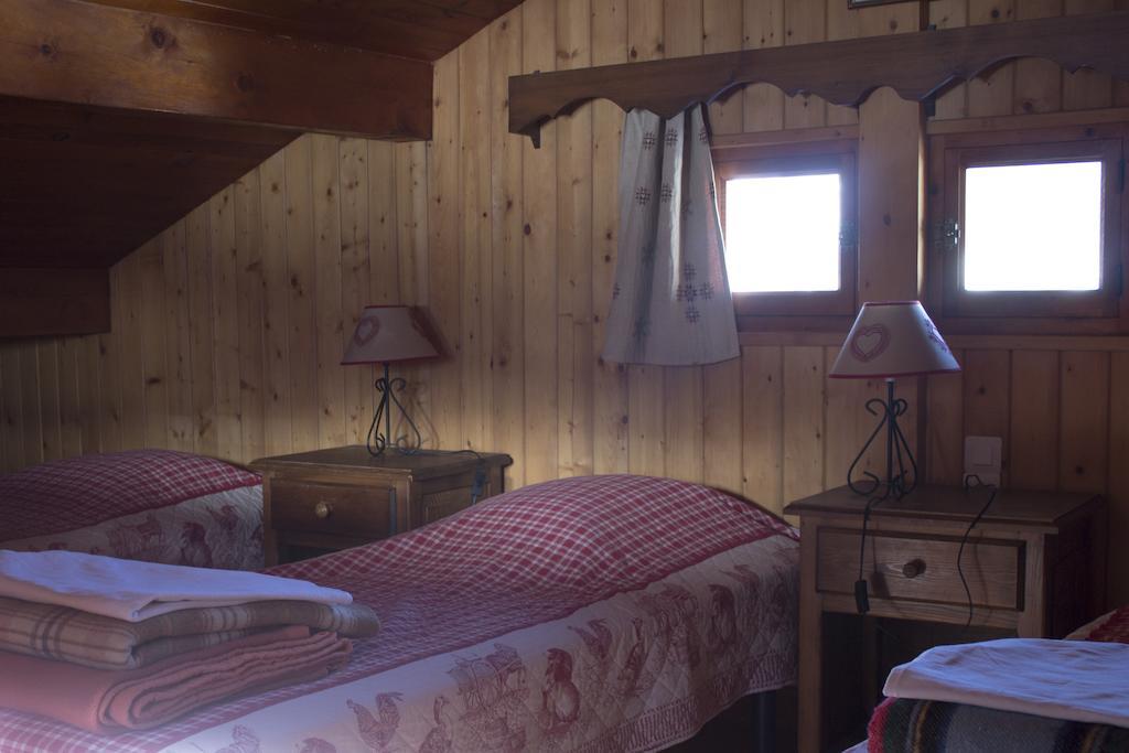 נוטרדאם-דה-בלקומב Chalets Savoie Les Chalets D'Heidi חדר תמונה