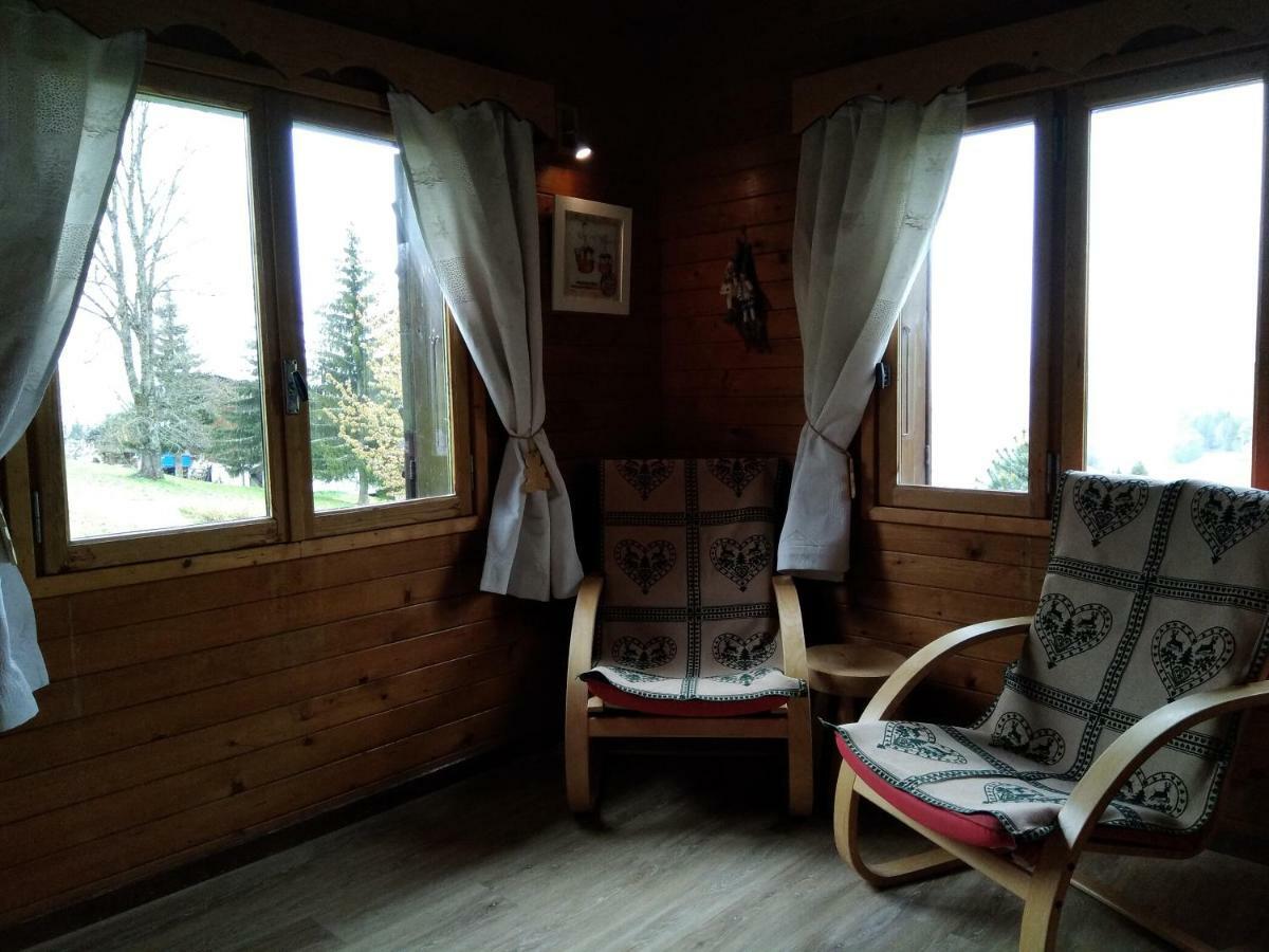 נוטרדאם-דה-בלקומב Chalets Savoie Les Chalets D'Heidi מראה חיצוני תמונה